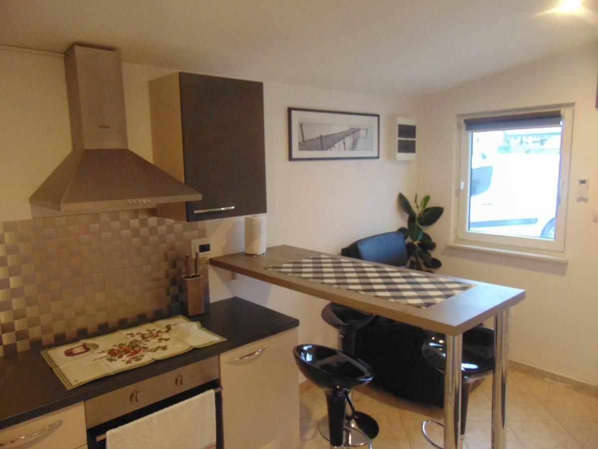Guest House Kozala غييكا المظهر الخارجي الصورة